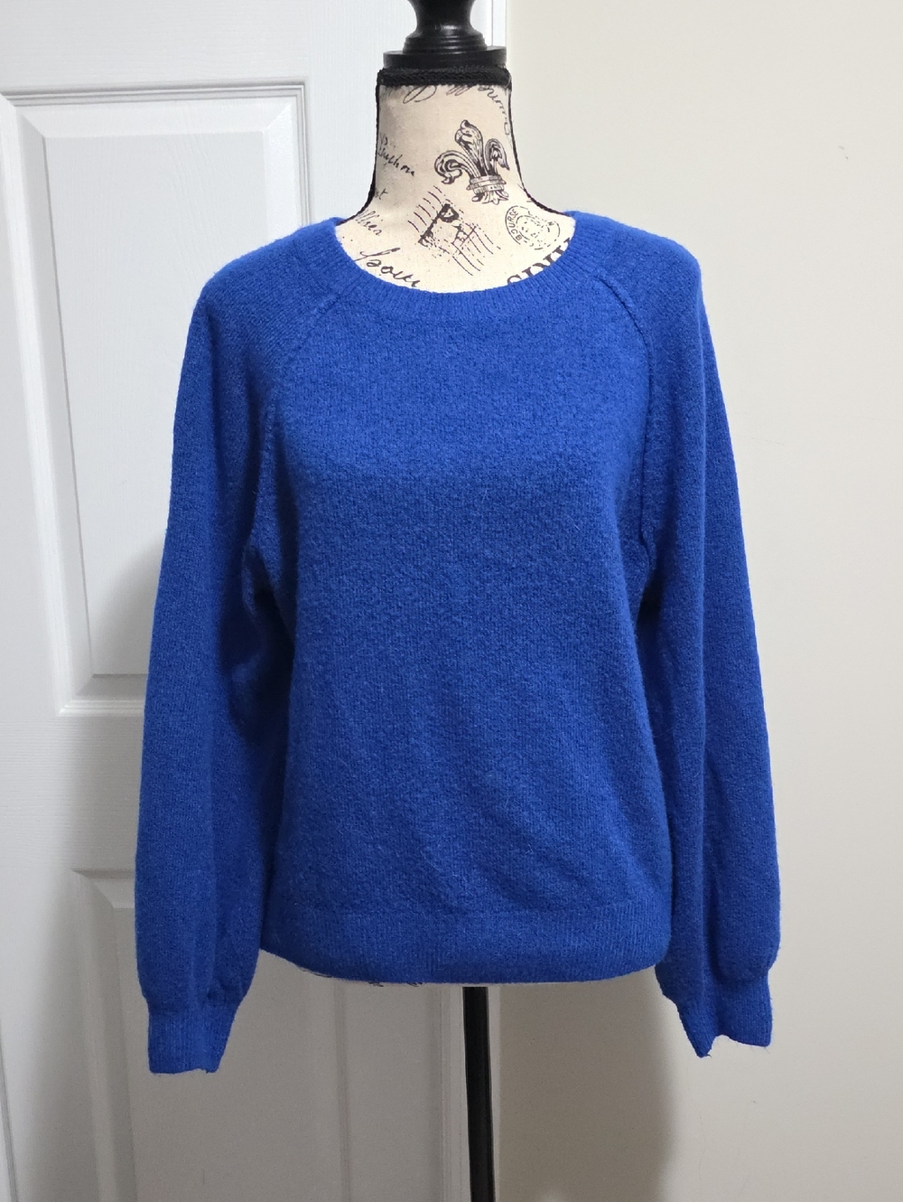 Vince Camuto Crew Neck Marled Design Sweater Small Blue